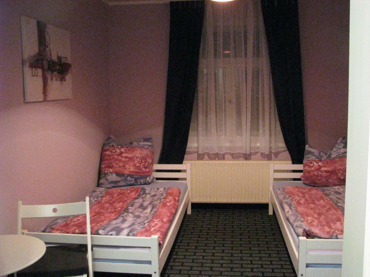 Ferienwohnung Charlett Дрезден Экстерьер фото